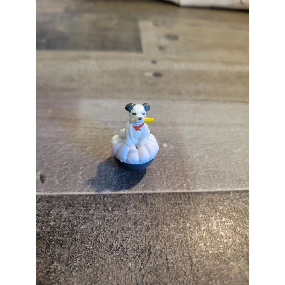 Dalmatian dog‎ with hose wobbling toy figure